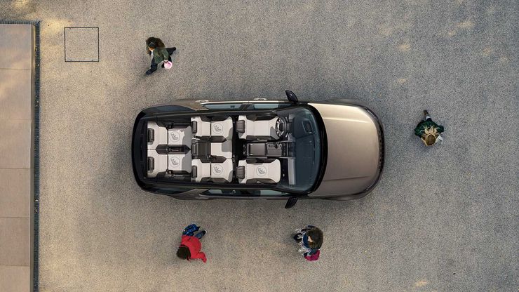 На сиденьях могут находиться до пяти креплений ISOFIX, которые значительно упрощают установку детских кресел.